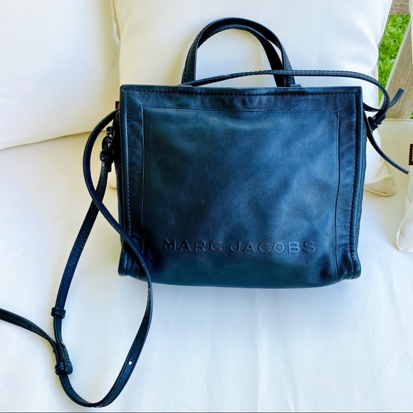 Marc Jacobs The Black Box Shopper EUC - Picture 6 of 16